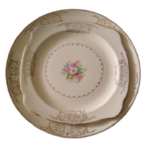 The Paden City Pottery Co. L44 Square Salad and Round Dinner Plate set - Picture 1 of 10